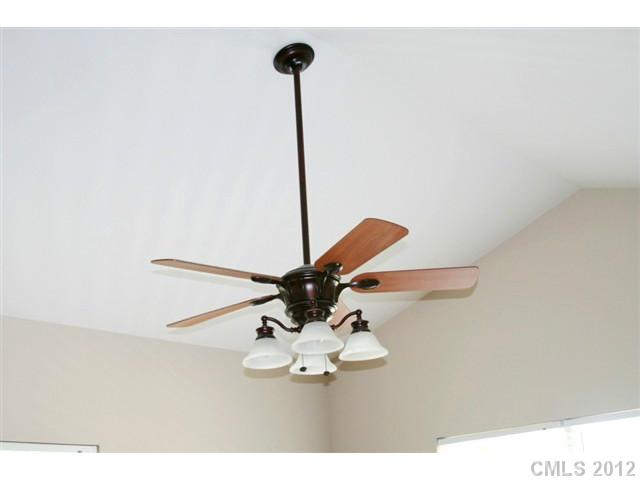 329 Eagle Creek Rd, Clover, SC 29710 photo 2