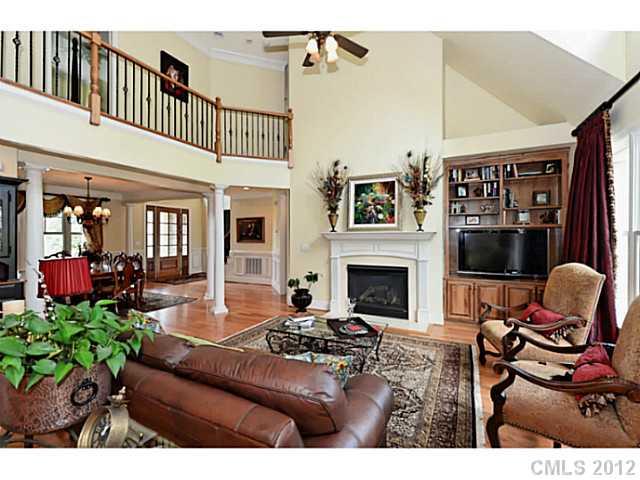 18226 Old Arbor Ct, Davidson, NC 28036 photo 2
