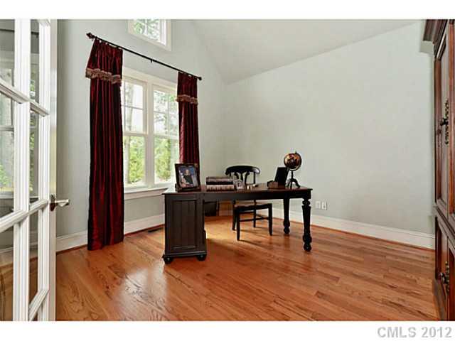 18226 Old Arbor Ct, Davidson, NC 28036 photo 4
