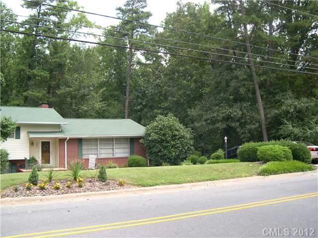 331 Crestside Dr, Concord, NC 28025 photo 2