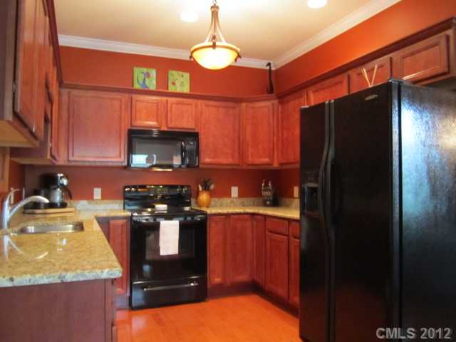7312 Gingham Dr, Cramerton, NC 28032 photo 2
