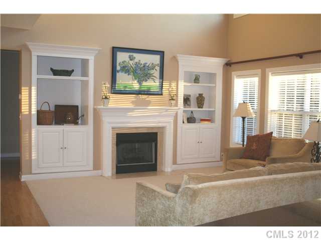 18639 Dembridge Dr, Davidson, NC 28036 photo 4