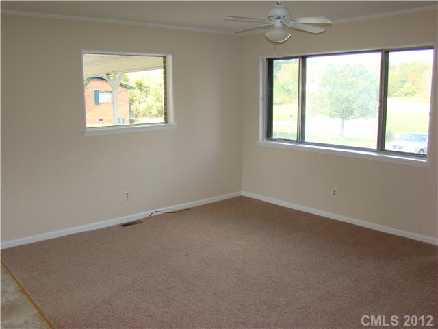 594 Ginger Cake Rd, Lancaster, SC 29720 photo 3