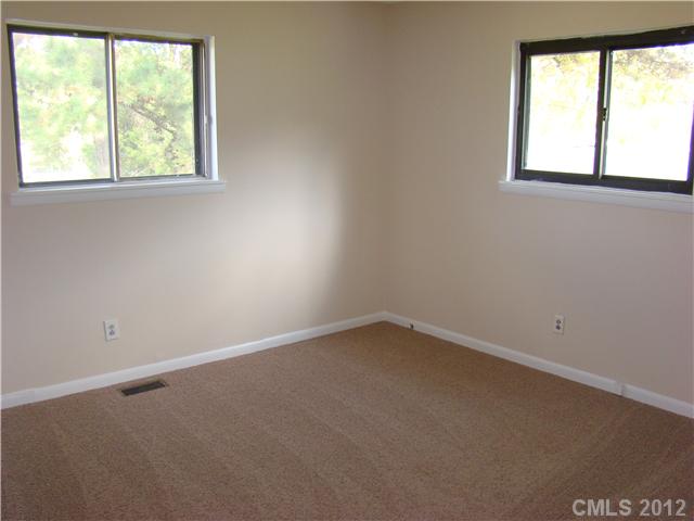 594 Ginger Cake Rd, Lancaster, SC 29720 photo 9