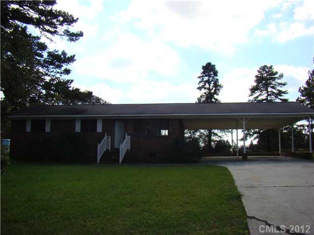 594 Ginger Cake Rd, Lancaster, SC 29720 photo 1
