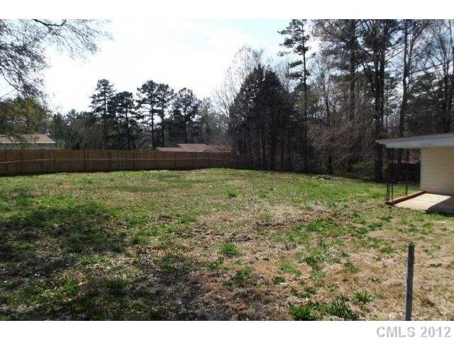 1122 Old Thompson Ave, Lancaster, SC 29720 photo 3