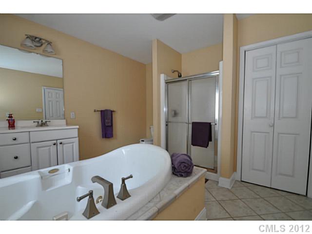 4331 Applegate Rd, Charlotte, NC 28209 photo 5