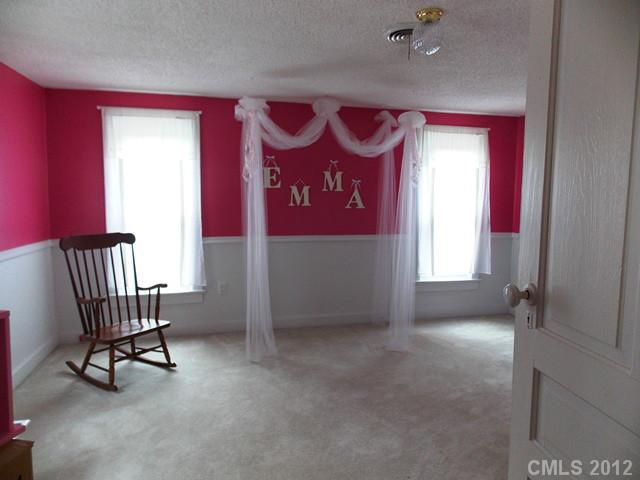 370 Dutchman Rd, Harmony, NC 28634 photo 10