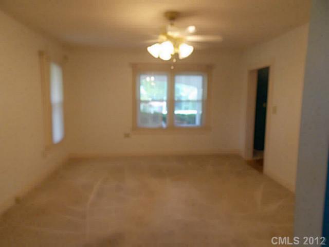370 Dutchman Rd, Harmony, NC 28634 photo 5