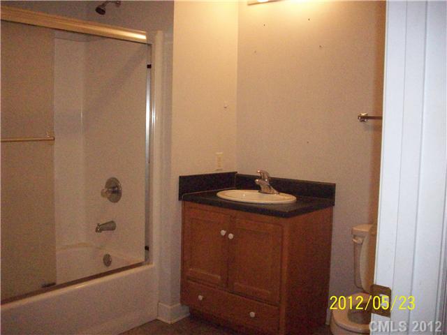 1355 Union Grove Rd, Harmony, NC 28634 photo 5