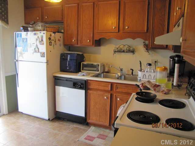 6005 White Cliffs Dr, Monroe, NC 28110 photo 4