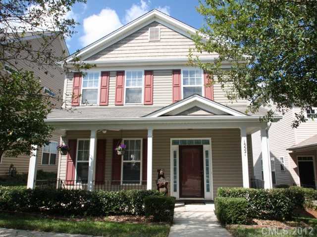 15521 Crossing Gate Dr, Cornelius, NC 28031 photo 1