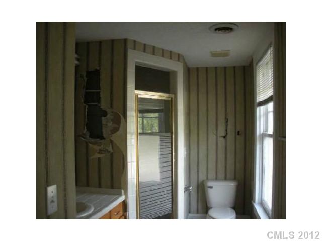 403 Lancaster Ave, Monroe, NC 28112 photo 8