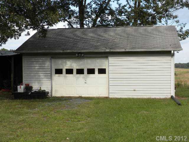 3905 Wolf Pond Rd, Monroe, NC 28112 photo 10