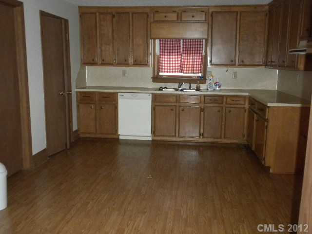3905 Wolf Pond Rd, Monroe, NC 28112 photo 4