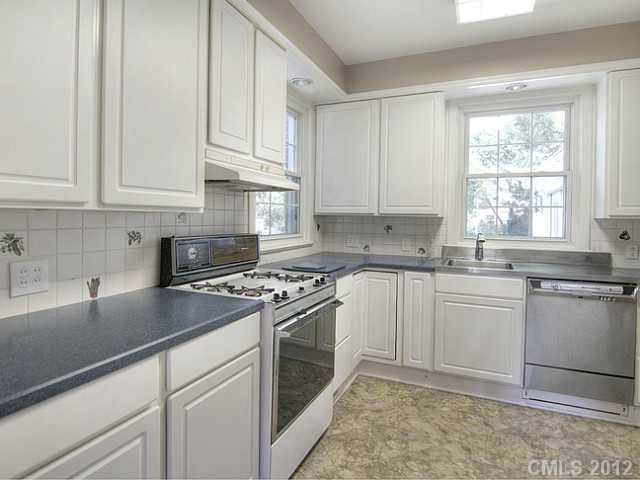 400 Lancaster Ave, Monroe, NC 28112 photo 4
