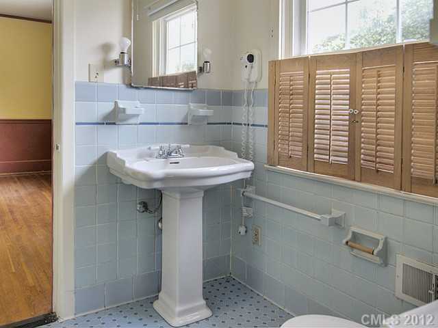 400 Lancaster Ave, Monroe, NC 28112 photo 9
