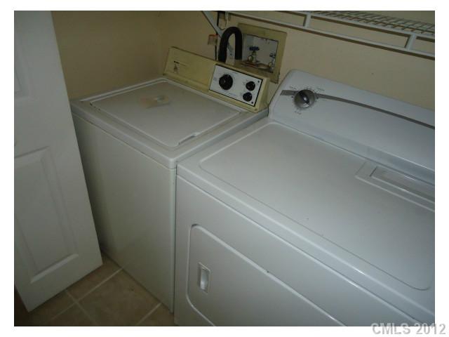512 W Park Dr, Monroe, NC 28112 photo 6