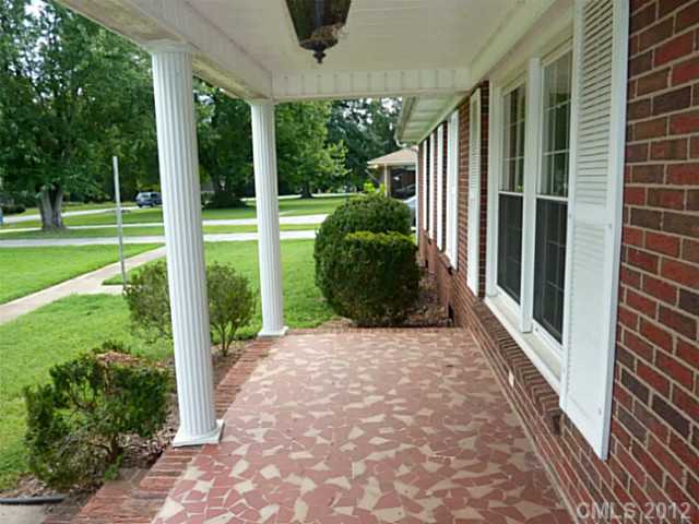 1811 Timber Lane Dr, Monroe, NC 28110 photo 3