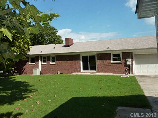 1811 Timber Lane Dr, Monroe, NC 28110 photo 2