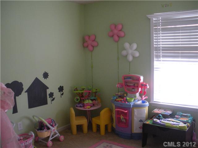 9237 Glenashley Dr, Cornelius, NC 28031 photo 12