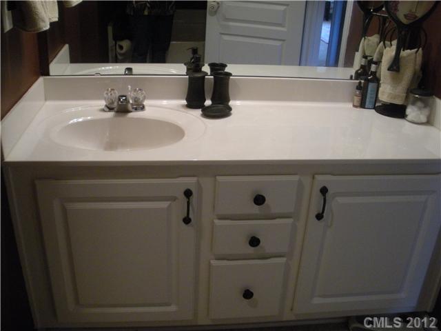 9237 Glenashley Dr, Cornelius, NC 28031 photo 10