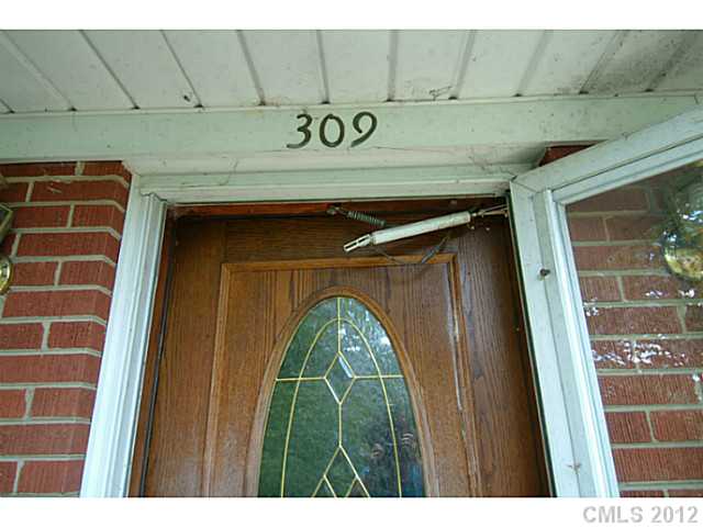 309 Culpepper St, Monroe, NC 28112 photo 2