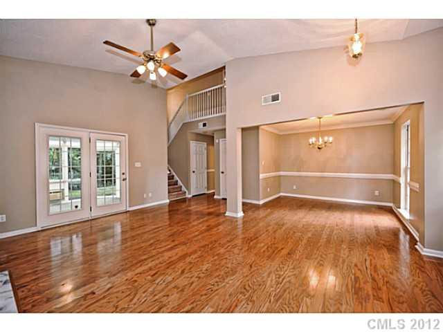 114 Kinderston Dr, Davidson, NC 28036 photo 3