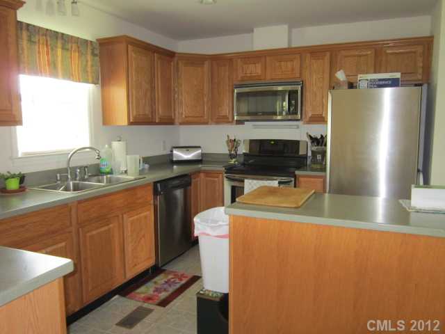114 Rabbit Hwy, Harmony, NC 28634 photo 6