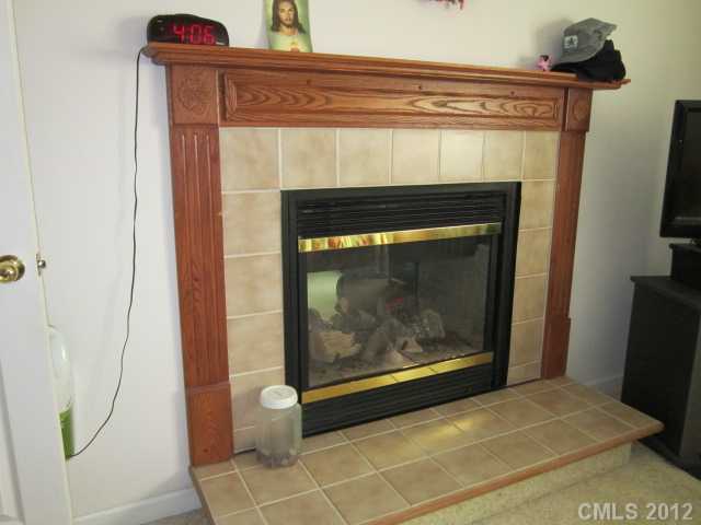 114 Rabbit Hwy, Harmony, NC 28634 photo 3