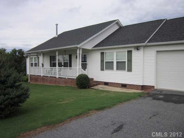 114 Rabbit Hwy, Harmony, NC 28634 photo 14
