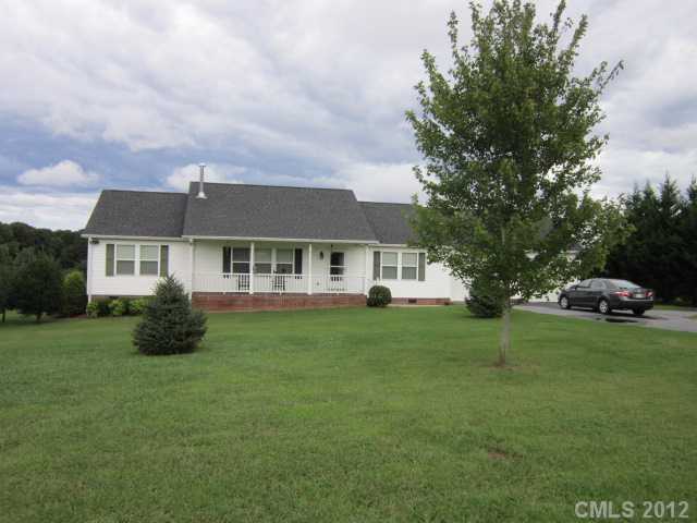 114 Rabbit Hwy, Harmony, NC 28634 photo 13