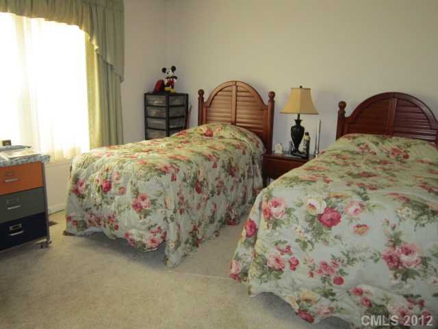114 Rabbit Hwy, Harmony, NC 28634 photo 10