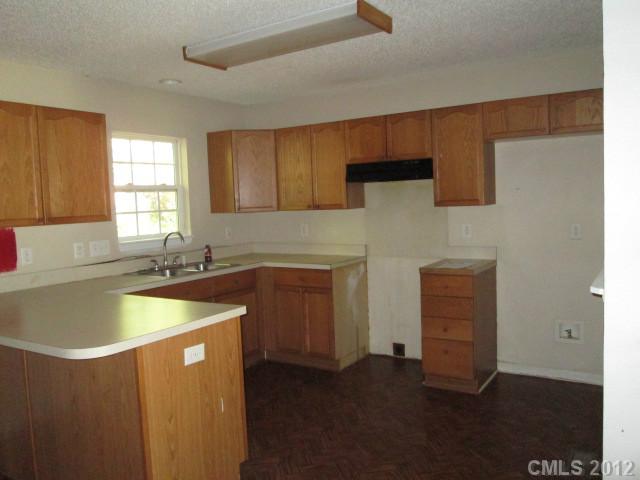 509 N Sutherland Ave, Monroe, NC 28110 photo 4