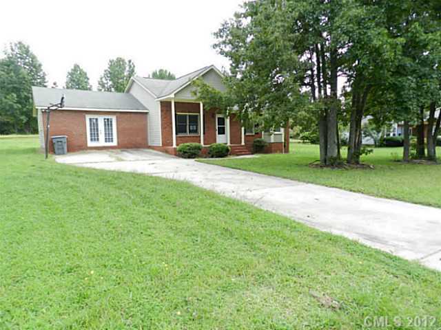 913 Cameron Ct, Monroe, NC 28112 photo 1