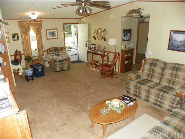 3811 Shadowcrest Dr, Concord, NC 28027 photo 5