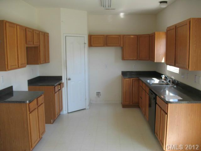 716 Perth Dr, Monroe, NC 28110 photo 4