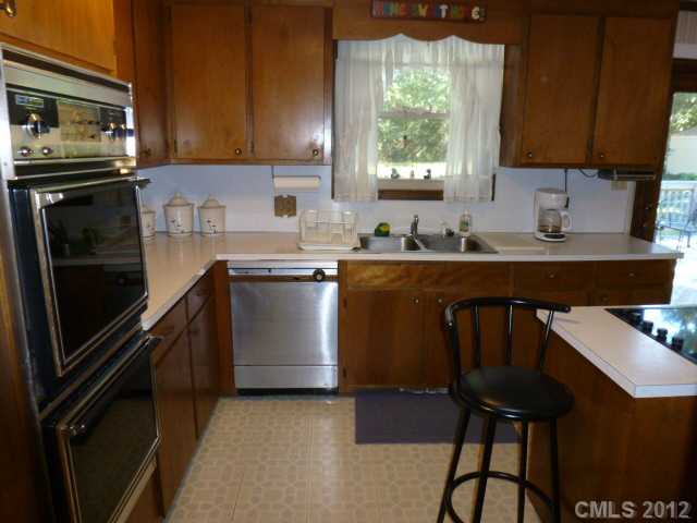 551 Freemont Dr, Lancaster, SC 29720 photo 8