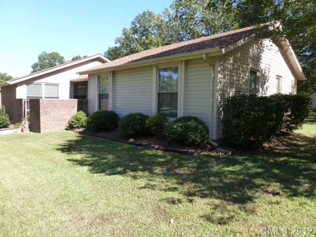 551 Freemont Dr, Lancaster, SC 29720 photo 2