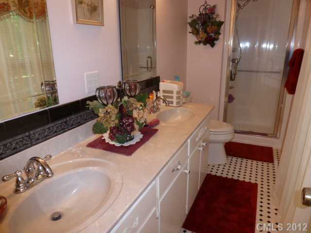 551 Freemont Dr, Lancaster, SC 29720 photo 12