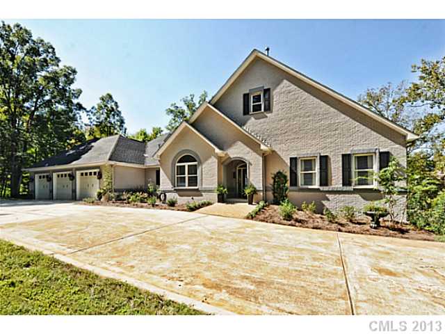 29022 Windjammer Dr, Tega Cay, SC 29708 photo 1