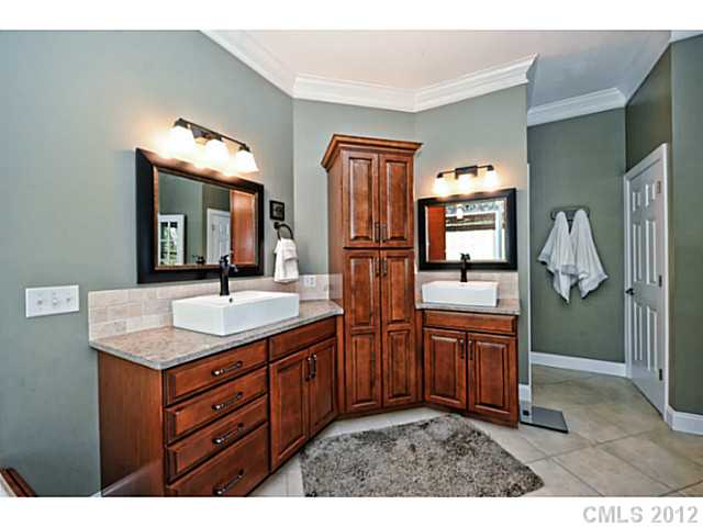 29022 Windjammer Dr, Tega Cay, SC 29708 photo 8