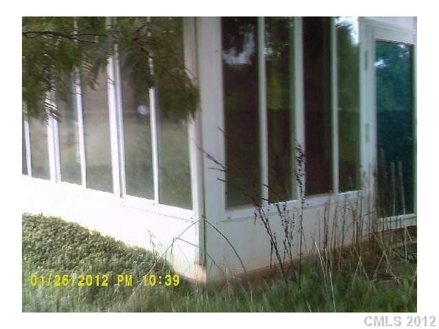 7331 Killarney Dr, Stanley, NC 28164 photo 2