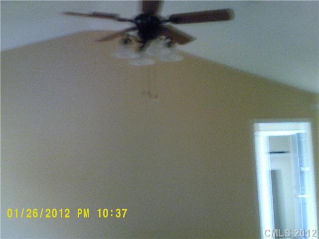 7331 Killarney Dr, Stanley, NC 28164 photo 4