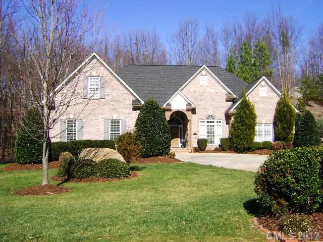 11674 Hidden Forest Ln, Davidson, NC 28036 photo 1