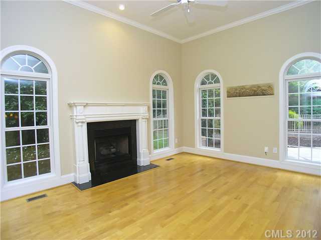 11674 Hidden Forest Ln, Davidson, NC 28036 photo 2