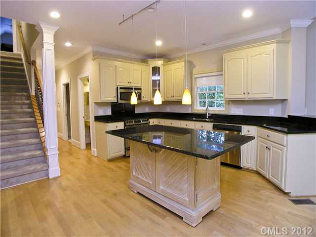 11674 Hidden Forest Ln, Davidson, NC 28036 photo 4