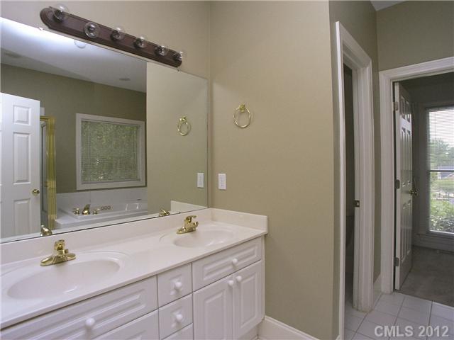 21269 Summerbrook Dr, Cornelius, NC 28031 photo 10