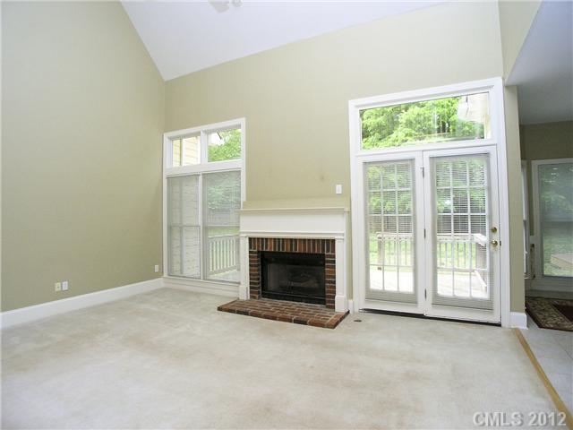 21269 Summerbrook Dr, Cornelius, NC 28031 photo 4