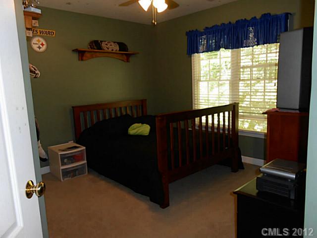 8112 Forest Shadow Cir, Cornelius, NC 28031 photo 5
